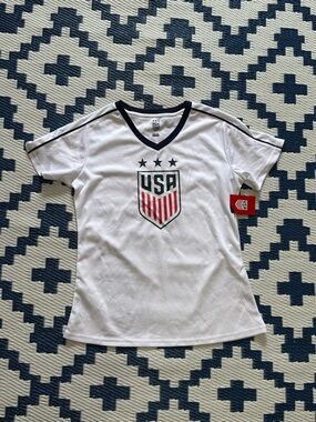 USA Women’s National Team Soccer Jersey Carli Lloyd #10 Size M New